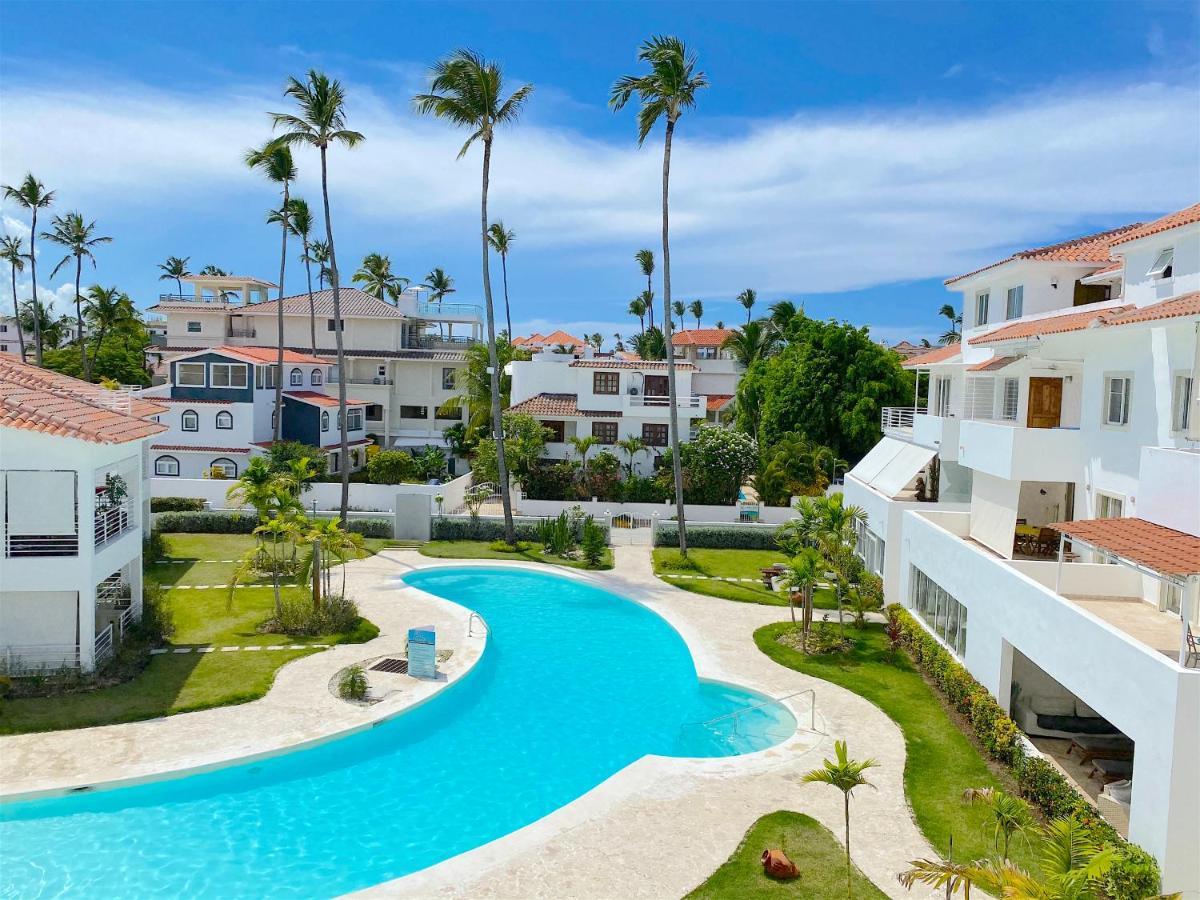 Los Corales Villas And Suites - Beach Club, Spa, Restaurants 蓬塔卡纳 外观 照片
