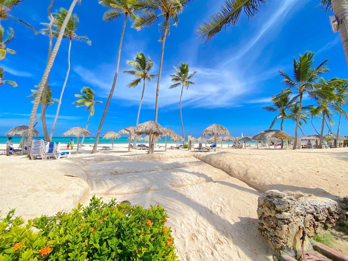 Los Corales Villas And Suites - Beach Club, Spa, Restaurants 蓬塔卡纳 外观 照片