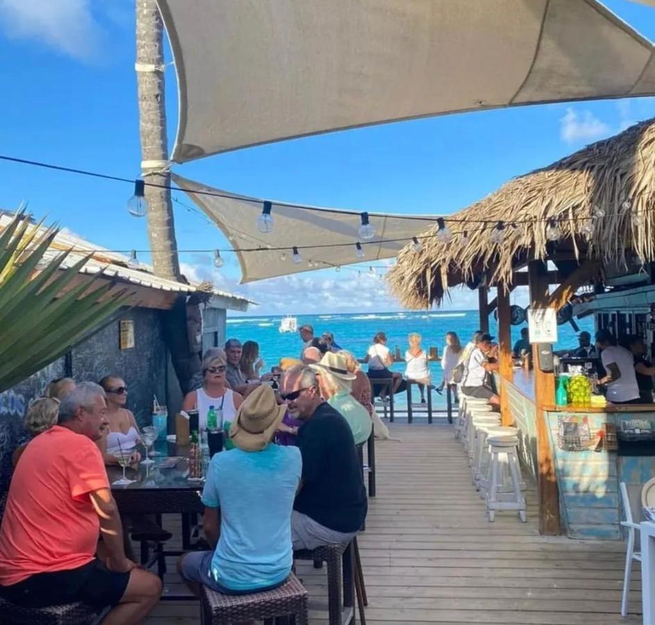 Los Corales Villas And Suites - Beach Club, Spa, Restaurants 蓬塔卡纳 外观 照片