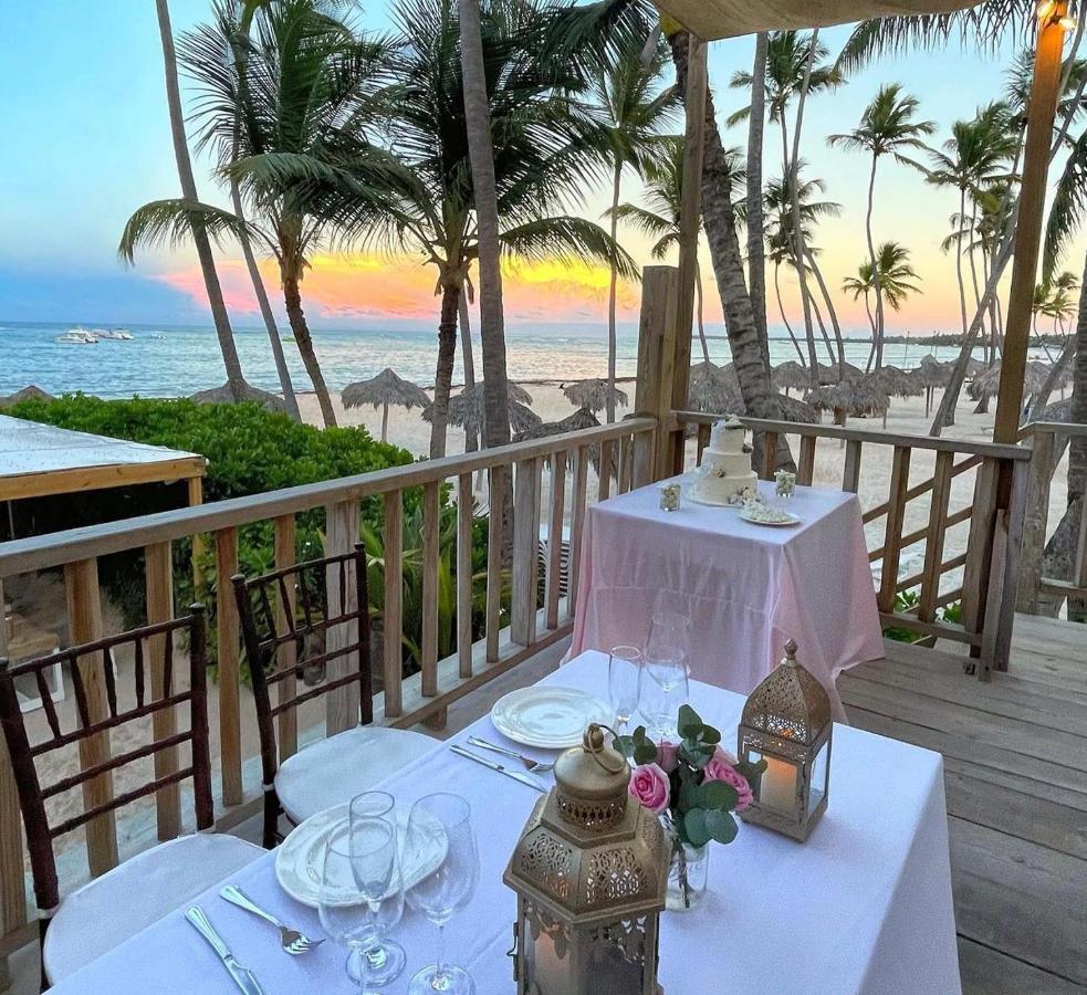 Los Corales Villas And Suites - Beach Club, Spa, Restaurants 蓬塔卡纳 外观 照片